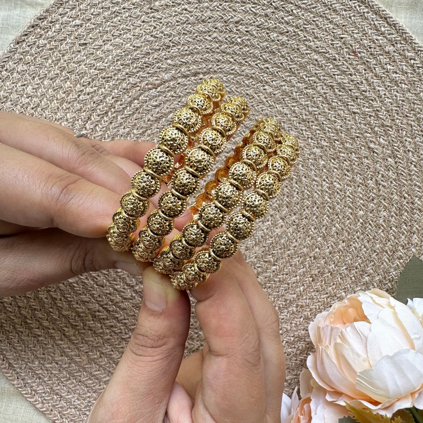 Classic Round bangle
