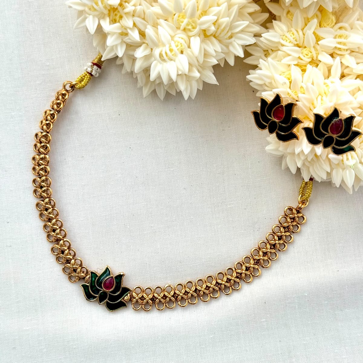LOTUS DESIGN GOLD NECKLACE SET