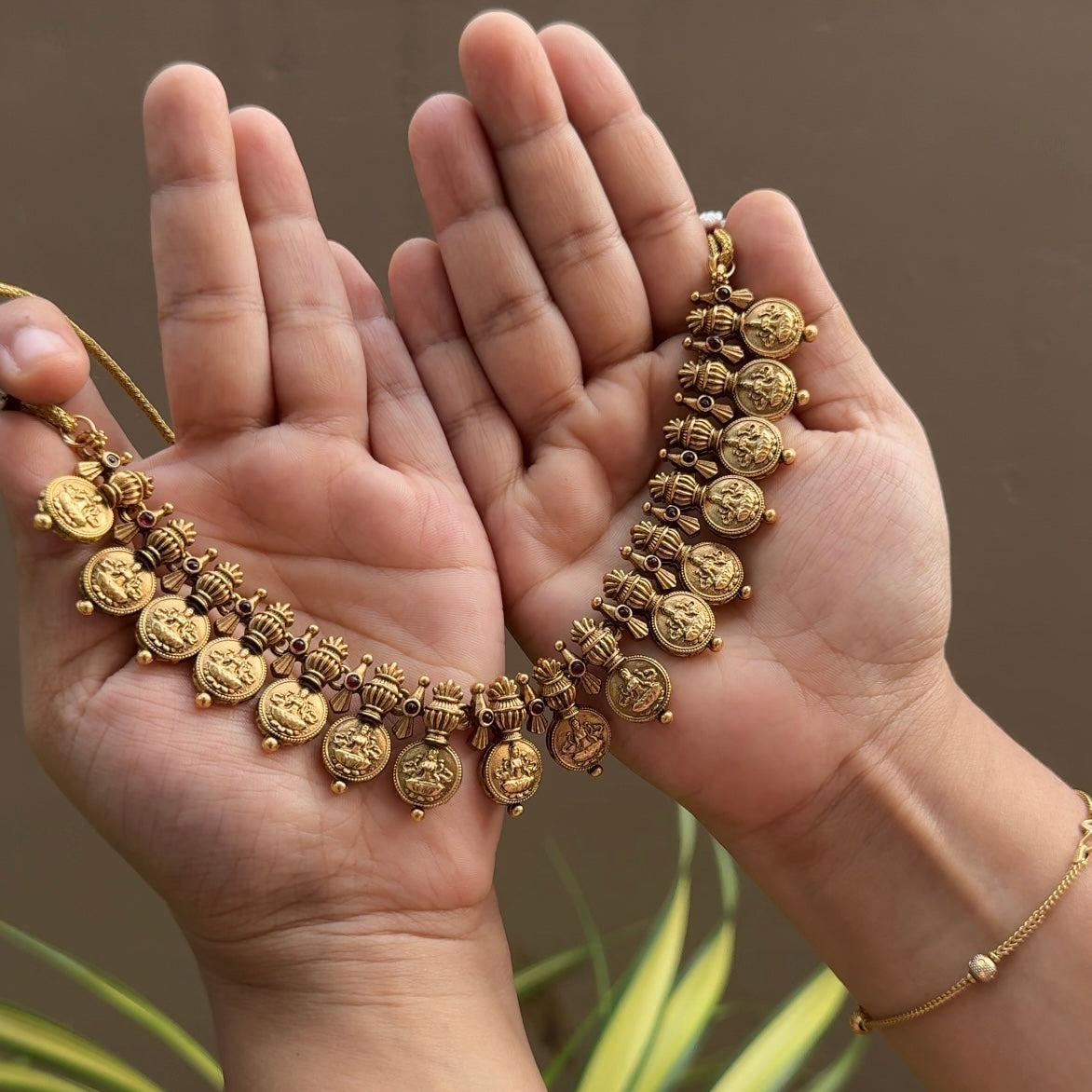 N24- coin neckpiece