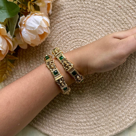 Emerald lakshmi bangles