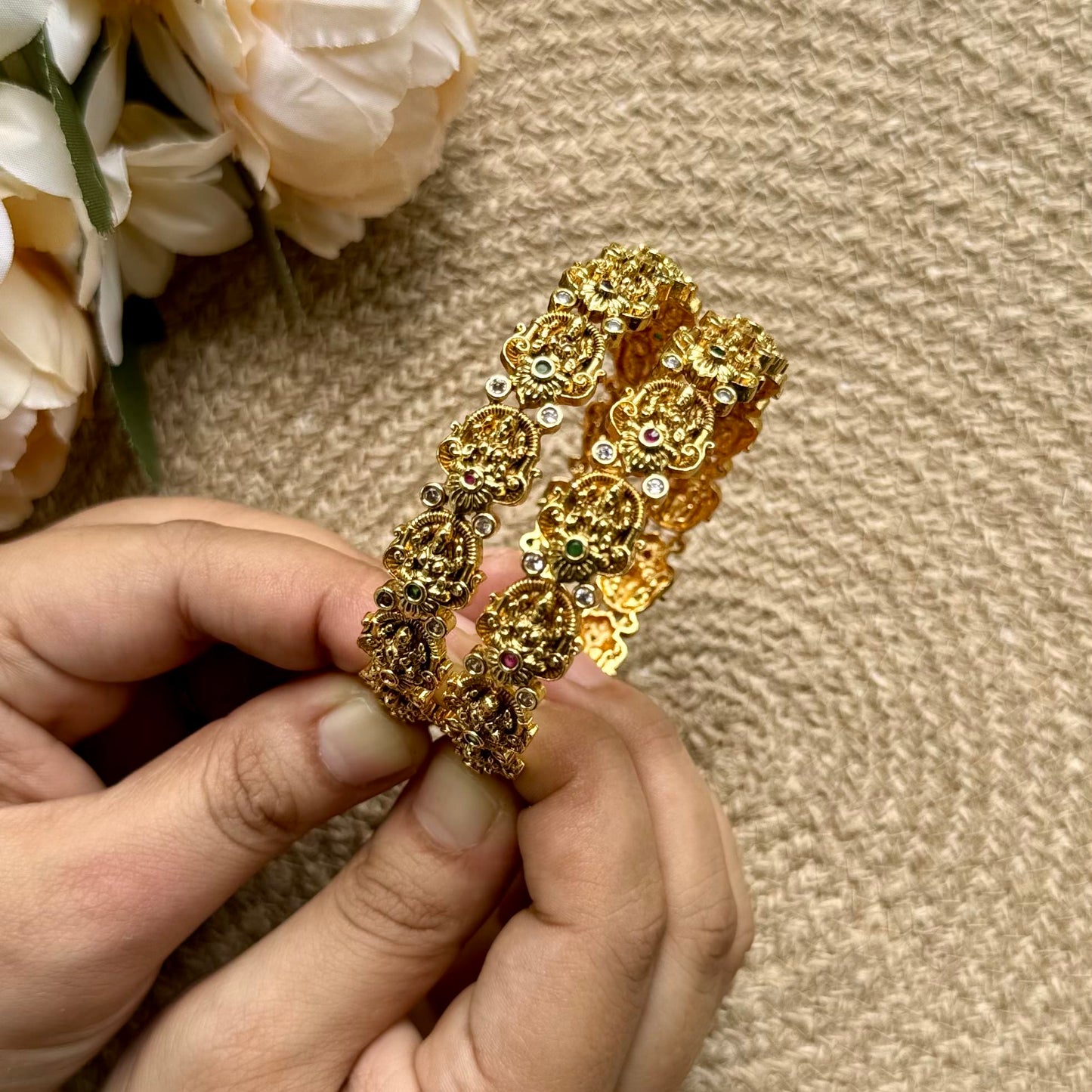 Bridal bangles with stone