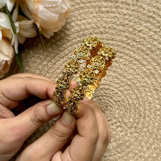 Bridal bangles with stone