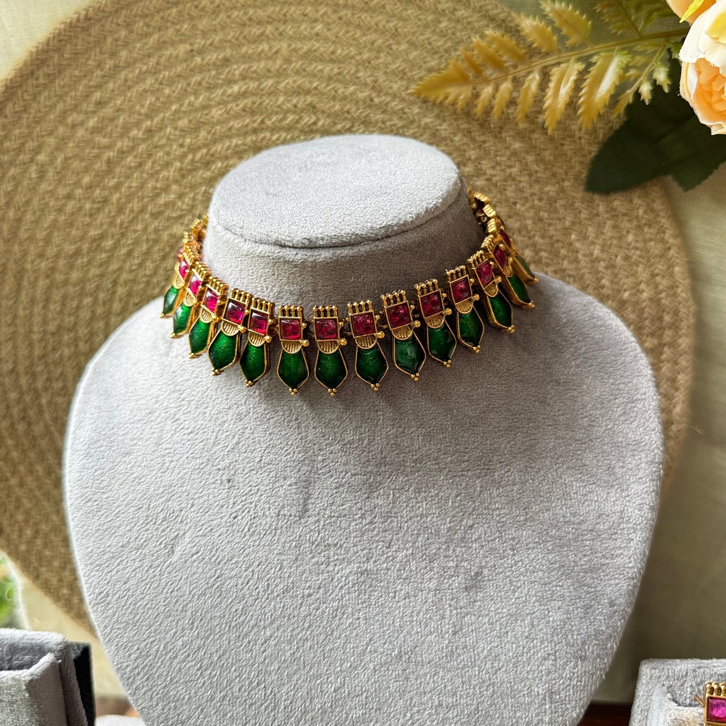 Kovai Palakka neckset-GREEN