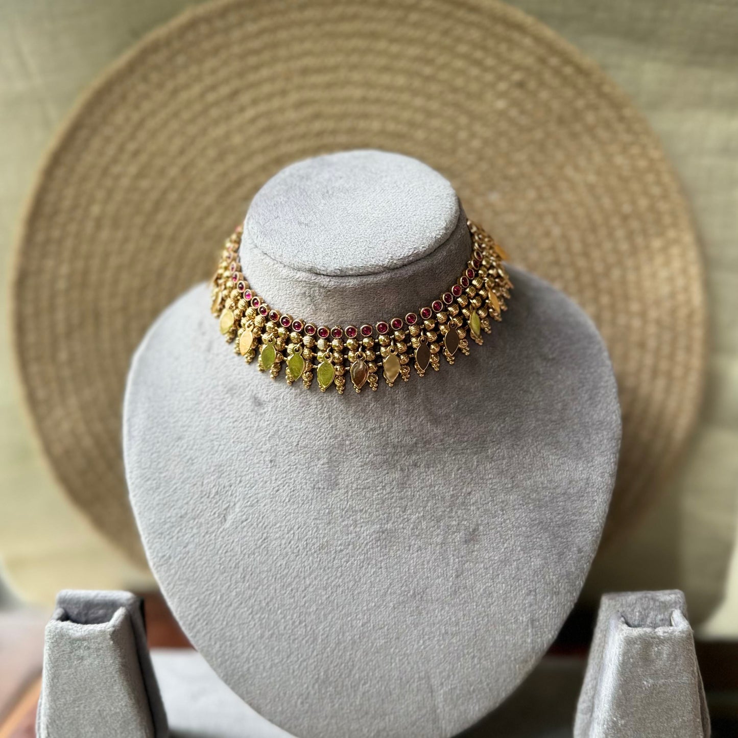 Ilakkathali Red beads