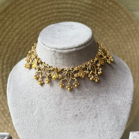 Beeded Lotus Plain Necklace