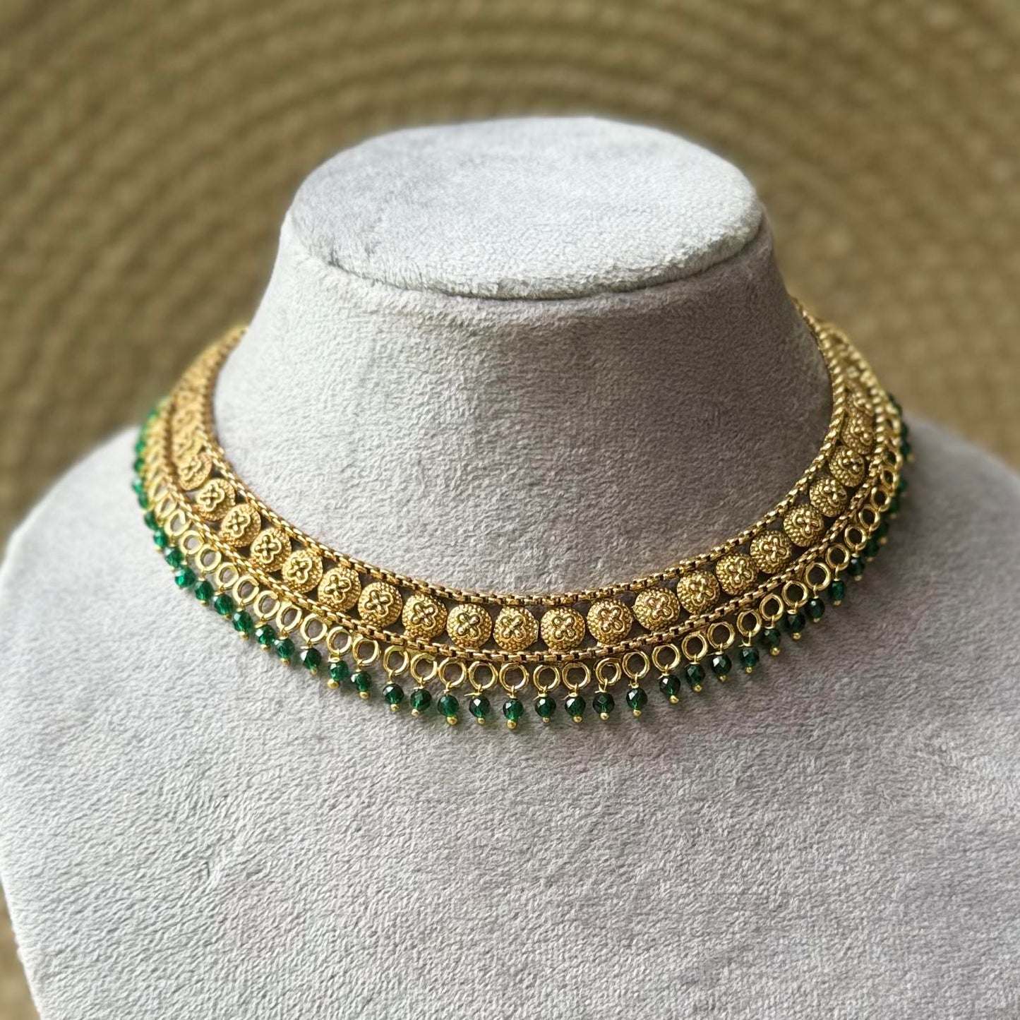 Emarald Droppings necklace