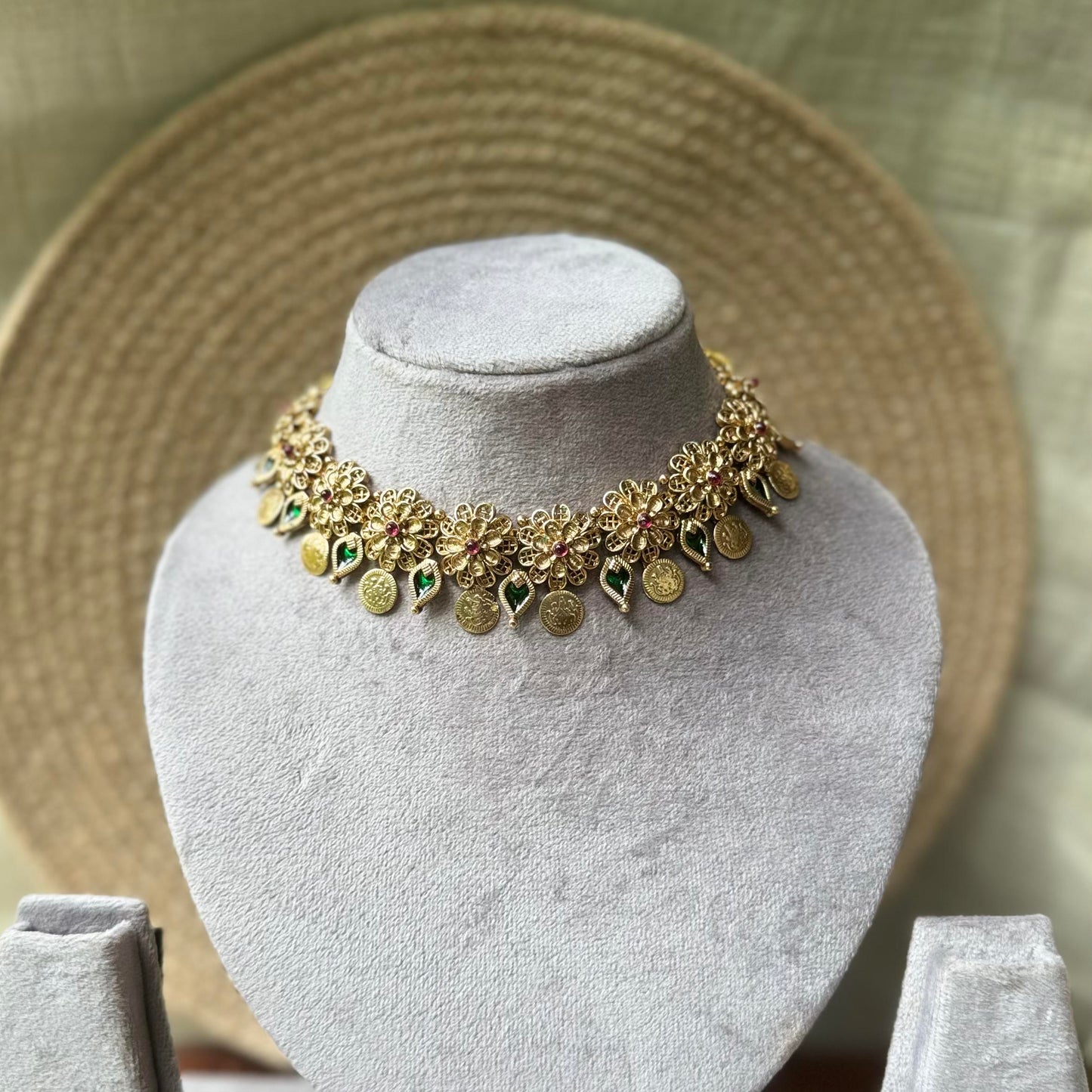 Floral Palakka Coin Necklace-GREEN