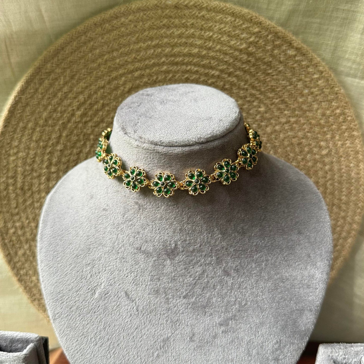 Floral Necklace -GREEN