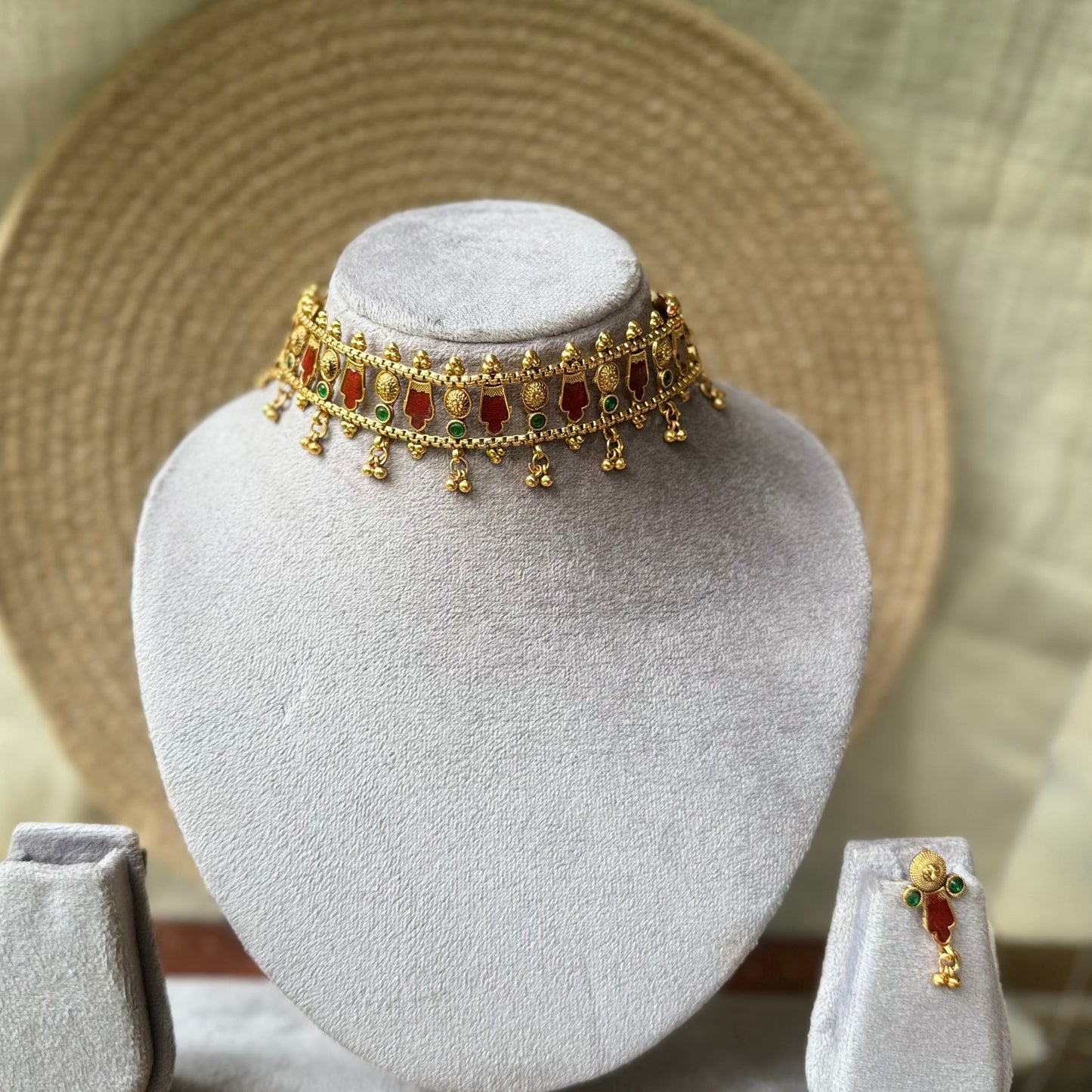 Palakka choker -RED