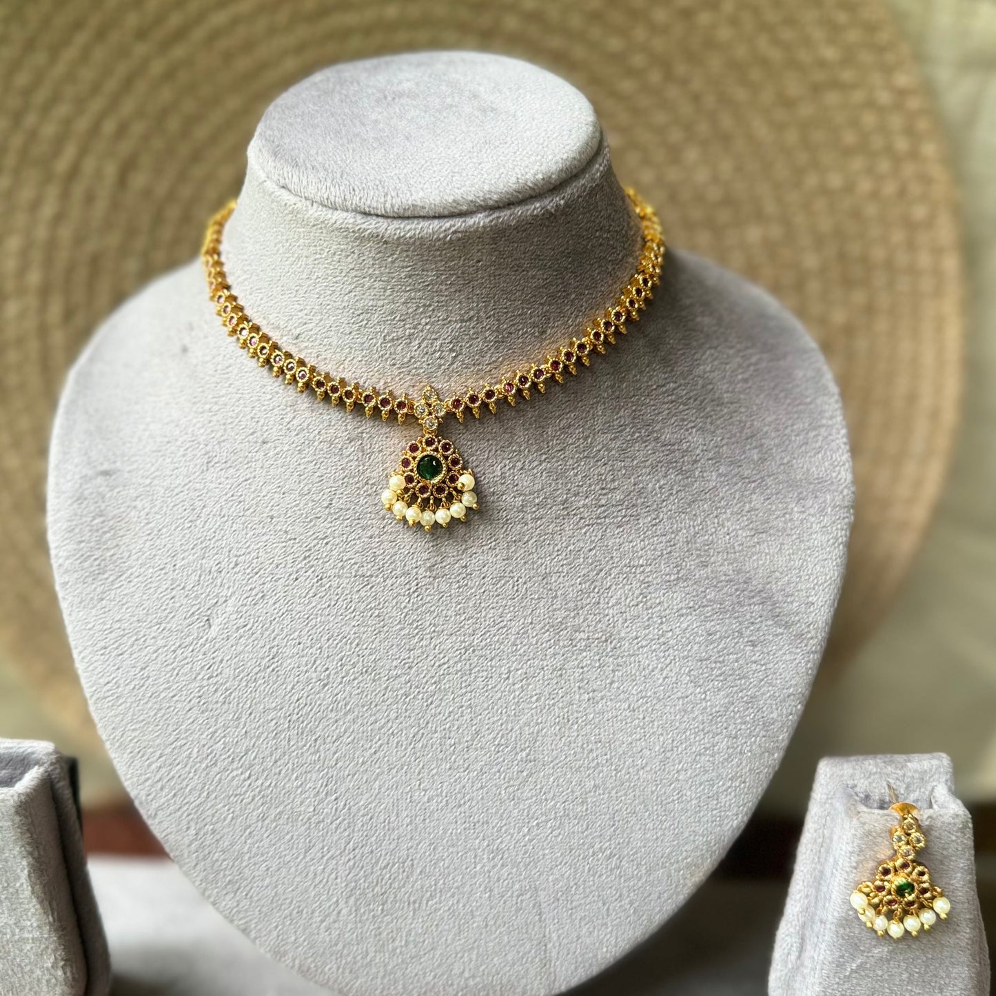 Simple Floral Pendent