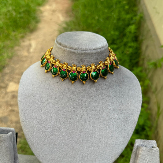 Palakka Round Choker -Red,Green