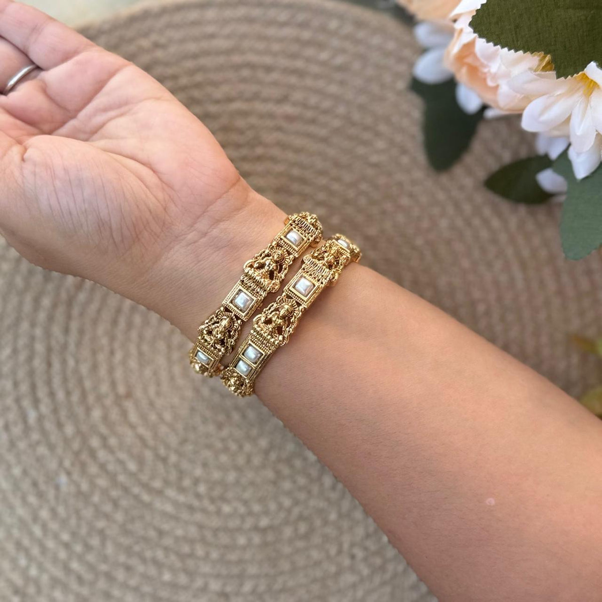 Pearl Lakshmi Bangle -B2
